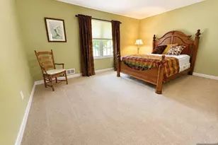 13-4 Tamaron Dr 13-4, Waldwick, NJ 07463 - Photo 11
