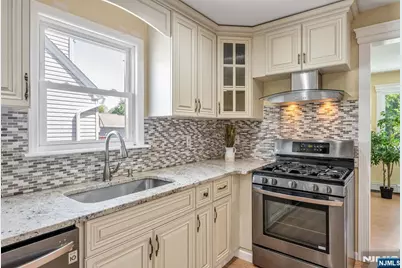 20 Riverview Circle, Little Falls Township, NJ 07424 - Photo 13