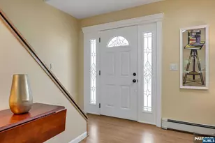 20 Riverview Cir, Little Falls Township, NJ 07424 - Photo 5