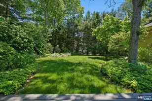 170 N Woods Dr, South Orange, NJ 07079 - Photo 27