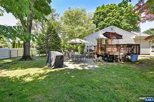 559 Herrmann Ave, River Vale Township, NJ 07675 - Photo 25