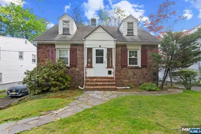 433 Mount Pleasant Avenue, West Orange Township, NJ 07052 - Photo 1