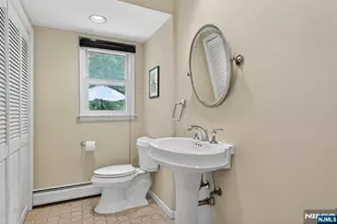 559 Wayne Dr, River Vale Township, NJ 07675 - Photo 15