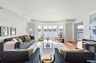 202 Adams Ct, Edgewater, NJ 07020 - Photo 3