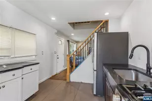 60 Melody Hill Rd, Clifton, NJ 07013 - Photo 7