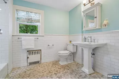 120 Buckingham Road, Montclair, NJ 07043 - Photo 25