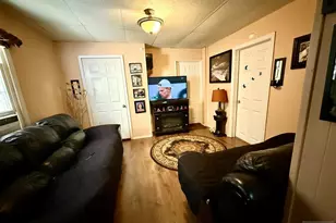 30 Searing Ave, East Newark, NJ 07029 - Photo 3