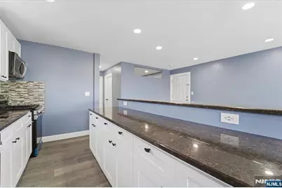816 W Grand Street 3B #3B, Elizabeth, NJ 07202 - Photo 11