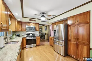15 Bourbon St, Wayne, NJ 07470 - Photo 11