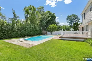 320 Jordan Rd, New Milford, NJ 07646 - Photo 47