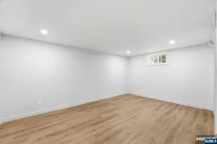 180 Sheridan Ave, Clifton, NJ 07011 - Photo 27