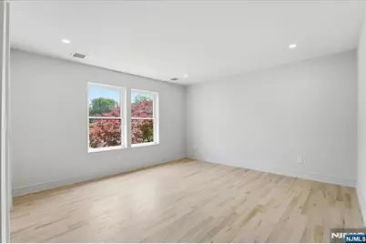 180 Sheridan Avenue, Clifton, NJ 07011 - Photo 21