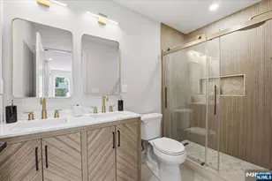 180 Sheridan Ave, Clifton, NJ 07011 - Photo 17