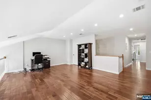 281 Riverwalk Way 160, Clifton, NJ 07014 - Photo 37