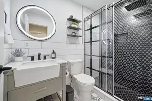 281 Riverwalk Way 160, Clifton, NJ 07014 - Photo 25