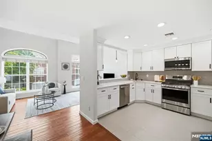 281 Riverwalk Way 160, Clifton, NJ 07014 - Photo 9