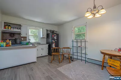 39 Broadway, West Milford, NJ 07480 - Photo 17