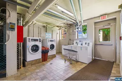 2345 Linwood Avenue 6H #6H, Fort Lee, NJ 07024 - Photo 13