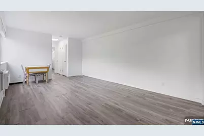 2345 Linwood Avenue 6H #6H, Fort Lee, NJ 07024 - Photo 3