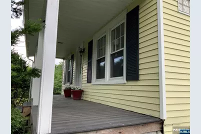 210 Franklin Avenue, Wyckoff Township, NJ 07481 - Photo 3