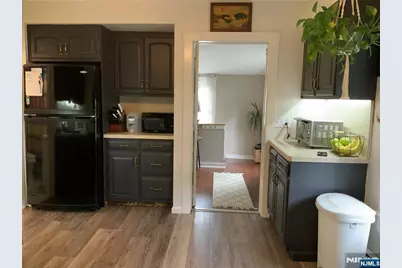 210 Franklin Avenue, Wyckoff Township, NJ 07481 - Photo 7
