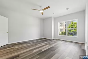 9104 Ravenscroft Rd, Clifton, NJ 07013 - Photo 21
