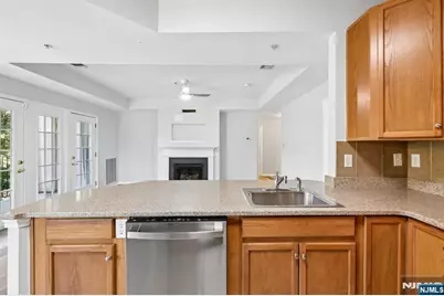 9104 Ravenscroft Road, Clifton, NJ 07013 - Photo 15