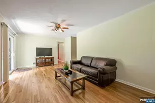 37 Wolfe Dr, Wanaque, NJ 07465 - Photo 7
