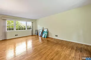 37 Wolfe Dr, Wanaque, NJ 07465 - Photo 5