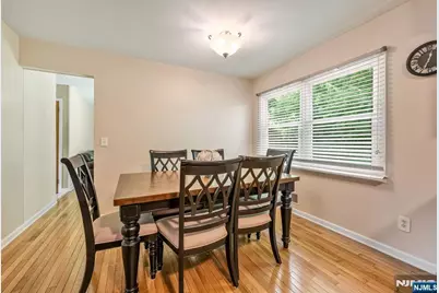 37 Wolfe Drive, Wanaque, NJ 07465 - Photo 13