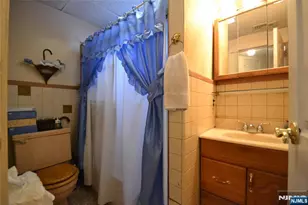 82 Christie Ave, Clifton, NJ 07011 - Photo 17