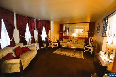 82 Christie Avenue, Clifton, NJ 07011 - Photo 9