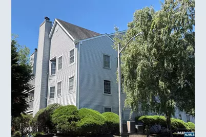 8 Quartz Lane, Paterson, NJ 07501 - Photo 35