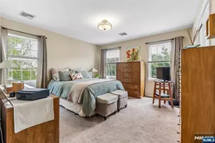 8 Quartz Ln, Paterson, NJ 07501 - Photo 11