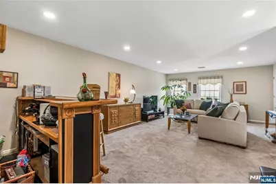 8 Quartz Lane, Paterson, NJ 07501 - Photo 23