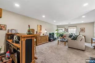 8 Quartz Ln, Paterson, NJ 07501 - Photo 23