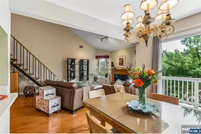 8 Quartz Lane, Paterson, NJ 07501 - Photo 5