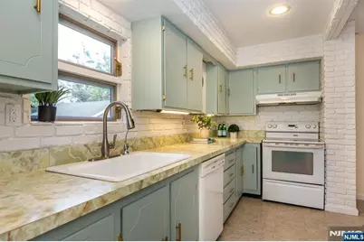 42 Johnson Avenue, Bloomfield, NJ 07003 - Photo 21