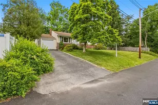 138 Wortendyke Ave, Emerson, NJ 07630 - Photo 5
