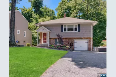 27 Shady Terrace, Wayne, NJ 07470 - Photo 1