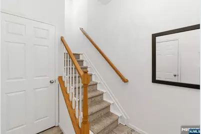 131 Brittany Court, Clifton, NJ 07013 - Photo 5
