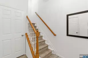 131 Brittany Ct, Clifton, NJ 07013 - Photo 5