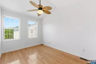 131 Brittany Ct, Clifton, NJ 07013 - Photo 29