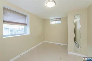 11 Hansen St, Lodi, NJ 07644 - Photo 15