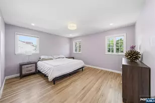 13 Dogwood Ct, Paramus, NJ 07652 - Photo 19