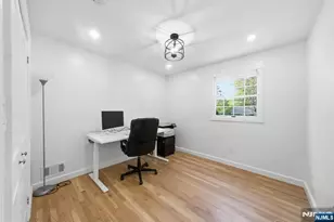 13 Dogwood Ct, Paramus, NJ 07652 - Photo 17