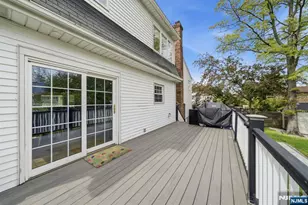 13 Dogwood Ct, Paramus, NJ 07652 - Photo 31