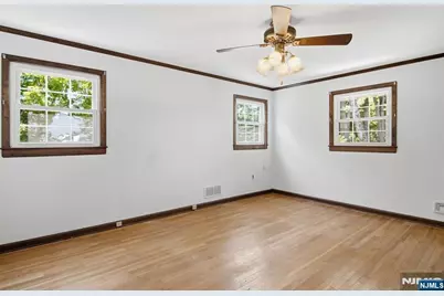 1252 Ringwood Avenue, Pompton Lakes, NJ 07442 - Photo 15