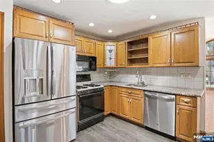 1252 Ringwood Ave, Pompton Lakes, NJ 07442 - Photo 7