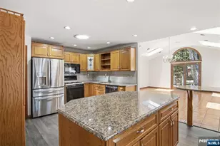 1252 Ringwood Ave, Pompton Lakes, NJ 07442 - Photo 9